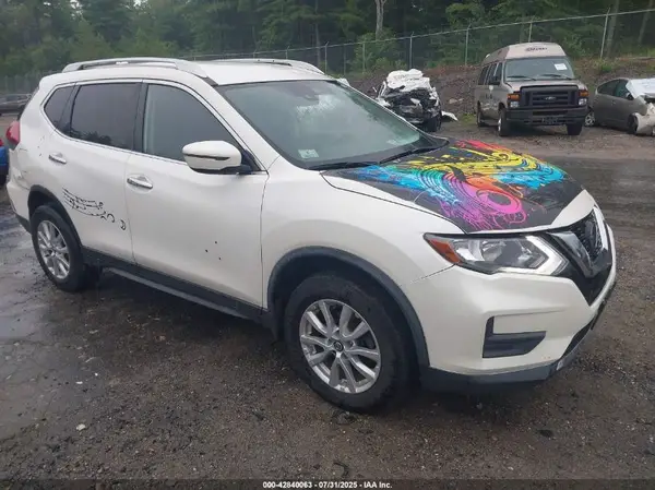 JN8AT2MV6LW102552 2020 NISSAN ROGUE - Image 1