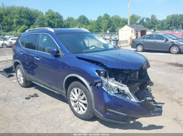 JN8AT2MV6LW113745 2020 NISSAN ROGUE - Image 1