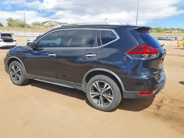 JN8AT2MV6LW119187 2020 NISSAN ROGUE - Image 2