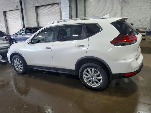 JN8AT2MV6LW123014 2020 NISSAN ROGUE - Image 2