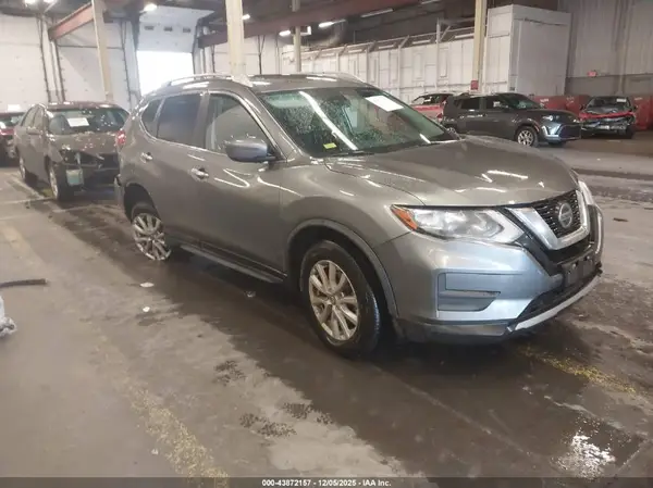JN8AT2MV6LW132585 2020 NISSAN ROGUE - Image 1