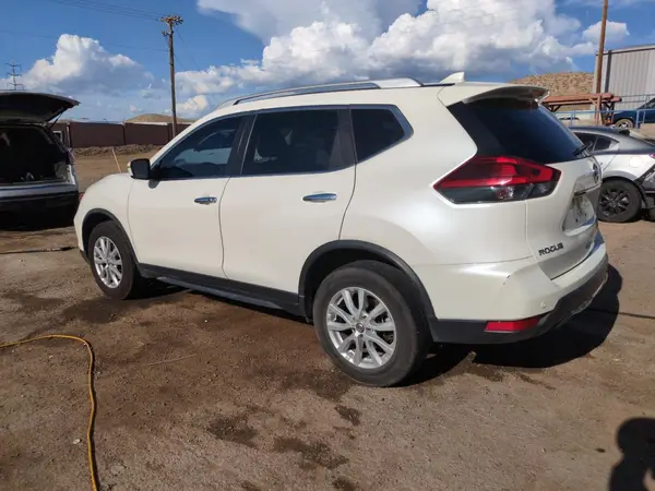 JN8AT2MV6LW132618 2020 NISSAN ROGUE - Image 2
