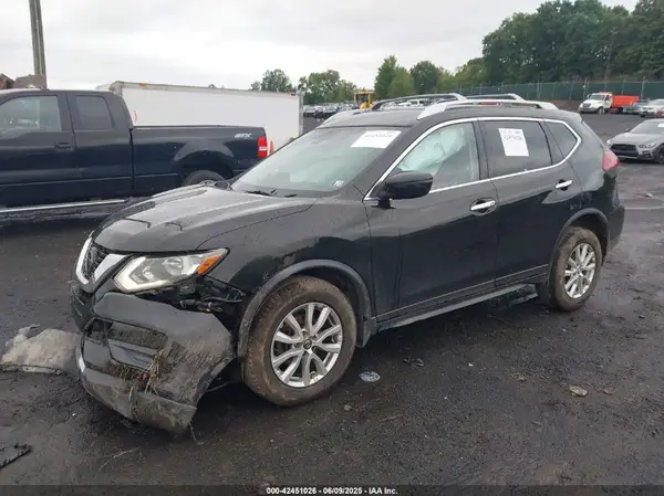 JN8AT2MV6LW133994 2020 NISSAN ROGUE - Image 2