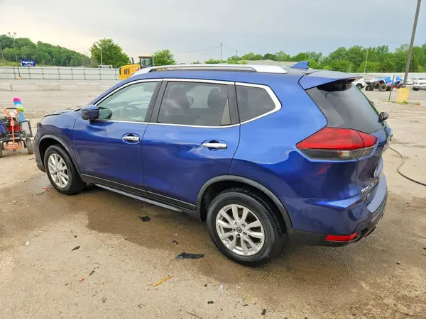 JN8AT2MV6LW143702 2020 NISSAN ROGUE - Image 2