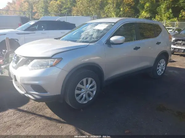 JN8AT2MV7GW132133 2016 NISSAN ROGUE - Image 2