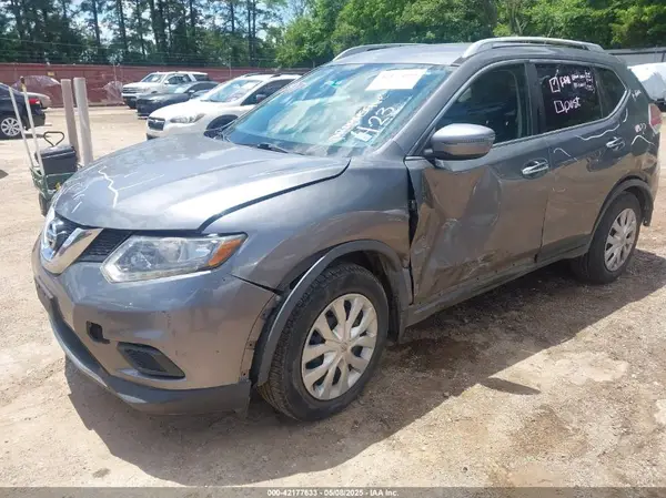 JN8AT2MV7GW134030 2016 NISSAN ROGUE - Image 2