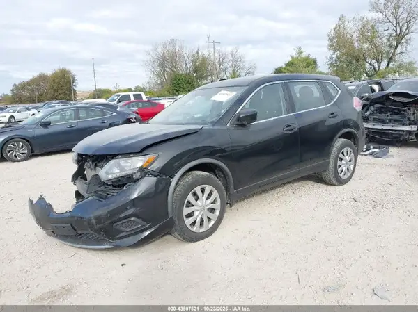 JN8AT2MV7GW134478 2016 NISSAN ROGUE - Image 2
