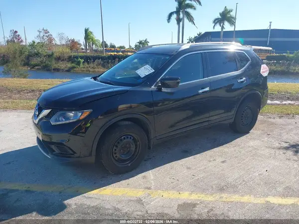 JN8AT2MV7GW135551 2016 NISSAN ROGUE - Image 2