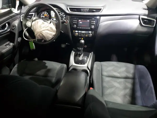 JN8AT2MV7GW136053 2016 NISSAN ROGUE - Image 8