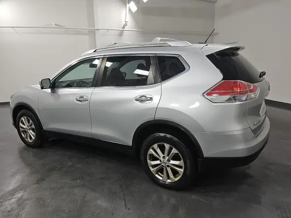 JN8AT2MV7GW140703 2016 NISSAN ROGUE - Image 2