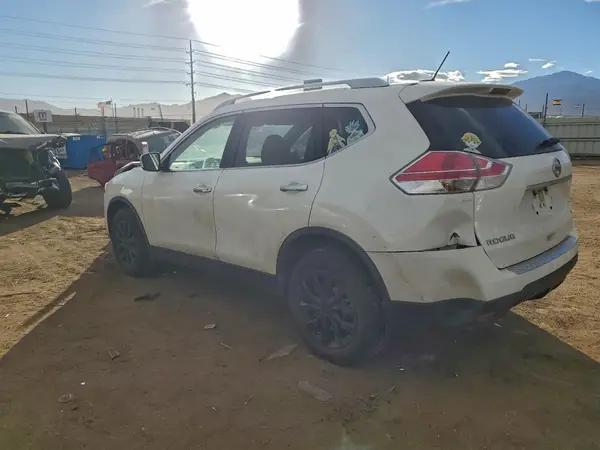 JN8AT2MV7GW142130 2016 NISSAN ROGUE - Image 2