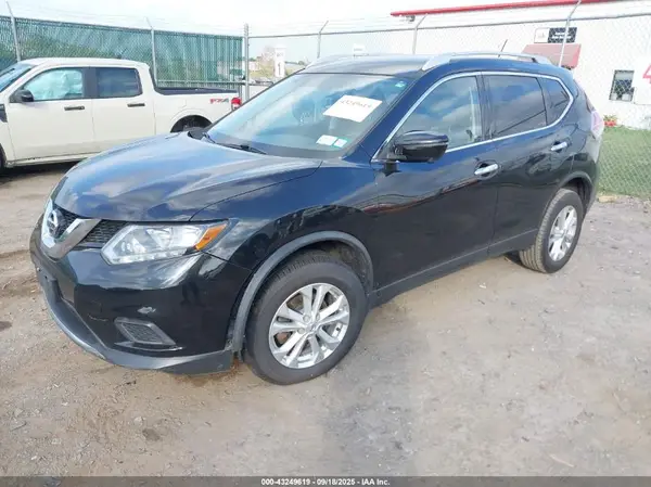 JN8AT2MV7GW143133 2016 NISSAN ROGUE - Image 2