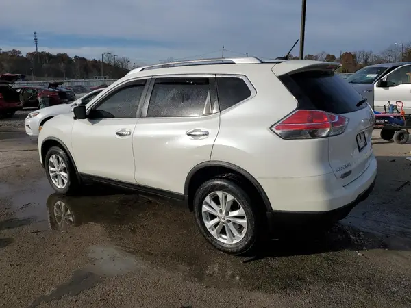 JN8AT2MV7GW145867 2016 NISSAN ROGUE - Image 2