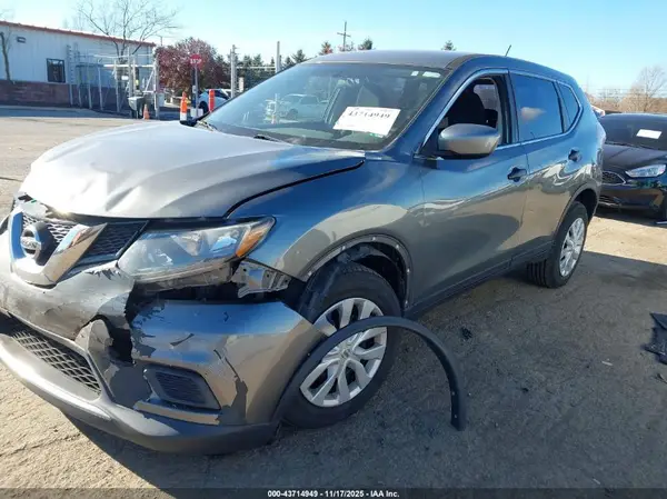 JN8AT2MV7GW146646 2016 NISSAN ROGUE - Image 2