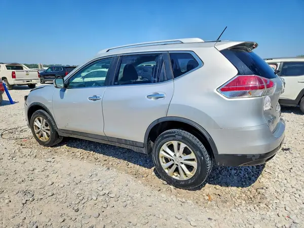 JN8AT2MV7GW151717 2016 NISSAN ROGUE - Image 2