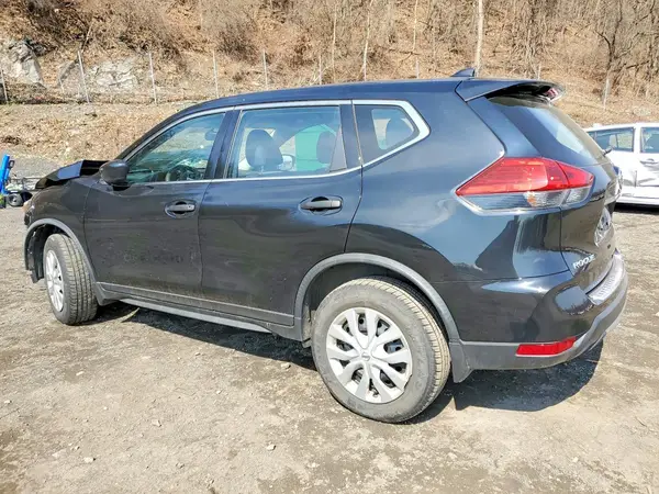 JN8AT2MV7HW000443 2017 NISSAN ROGUE - Image 2