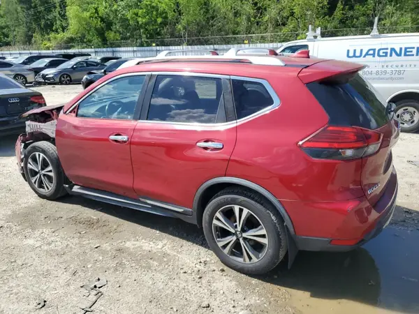 JN8AT2MV7HW004847 2017 NISSAN ROGUE - Image 2