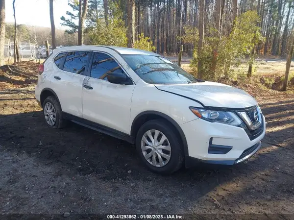 JN8AT2MV7HW007957 2017 NISSAN ROGUE - Image 1