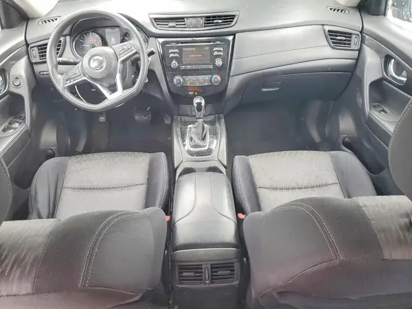JN8AT2MV7HW008283 2017 NISSAN ROGUE - Image 8