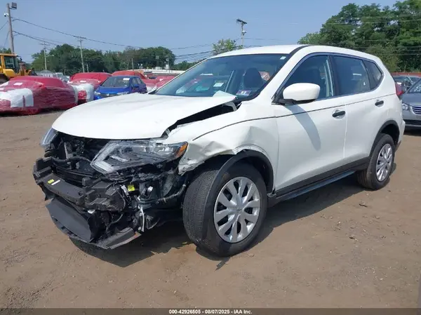 JN8AT2MV7HW008462 2017 NISSAN ROGUE - Image 2