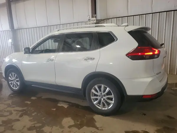 JN8AT2MV7HW008719 2017 NISSAN ROGUE - Image 2