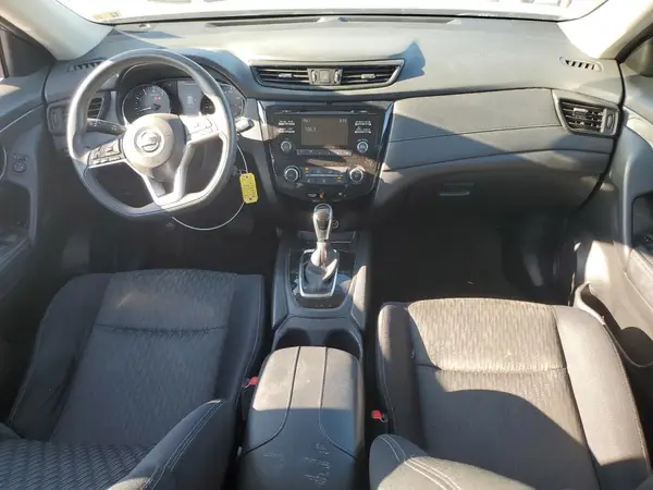 JN8AT2MV7HW011023 2017 NISSAN ROGUE - Image 8