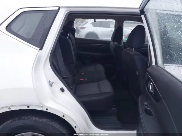 JN8AT2MV7HW012480 2017 NISSAN ROGUE - Image 8