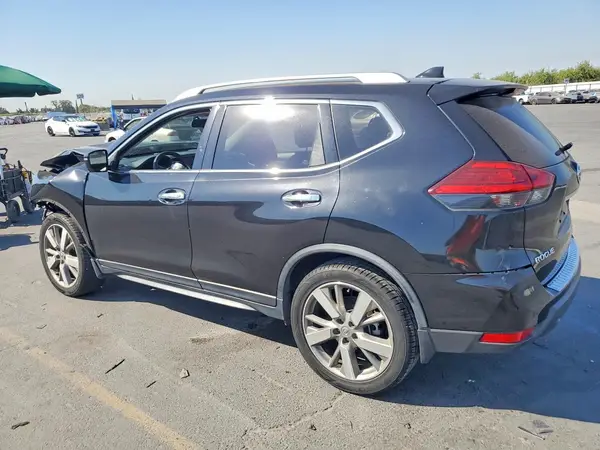 JN8AT2MV7HW013046 2017 NISSAN ROGUE - Image 2