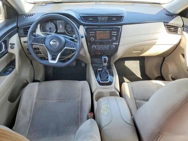 JN8AT2MV7HW013368 2017 NISSAN ROGUE - Image 8