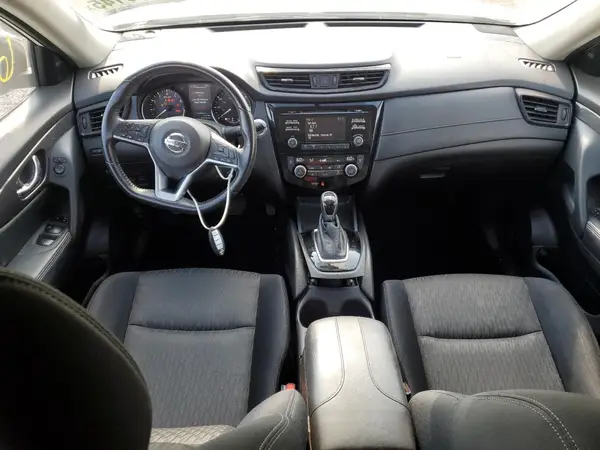 JN8AT2MV7HW021261 2017 NISSAN ROGUE - Image 8