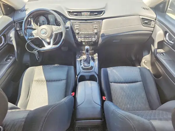 JN8AT2MV7HW022068 2017 NISSAN ROGUE - Image 8