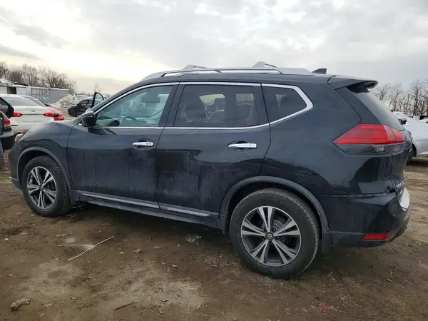 JN8AT2MV7HW023530 2017 NISSAN ROGUE - Image 2