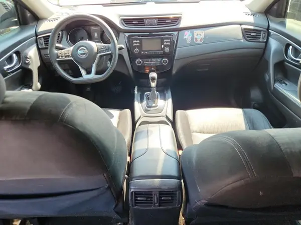 JN8AT2MV7HW025553 2017 NISSAN ROGUE - Image 8