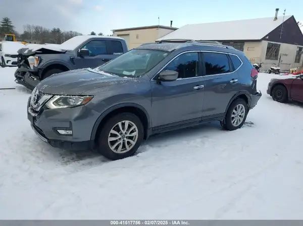 JN8AT2MV7HW252337 2017 NISSAN ROGUE - Image 2