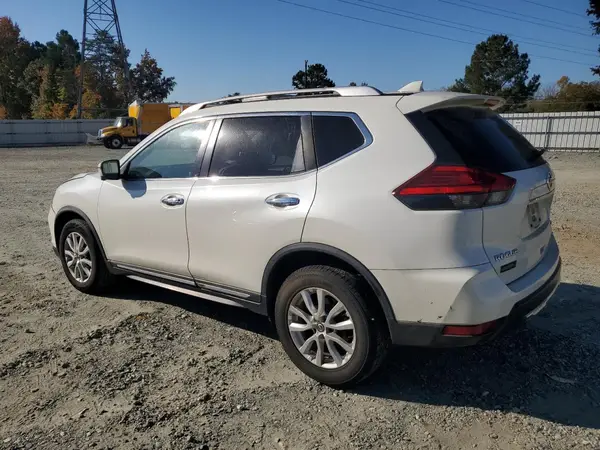 JN8AT2MV7HW252788 2017 NISSAN ROGUE - Image 2