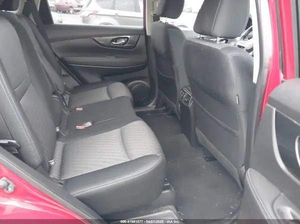 JN8AT2MV7HW253326 2017 NISSAN ROGUE - Image 8
