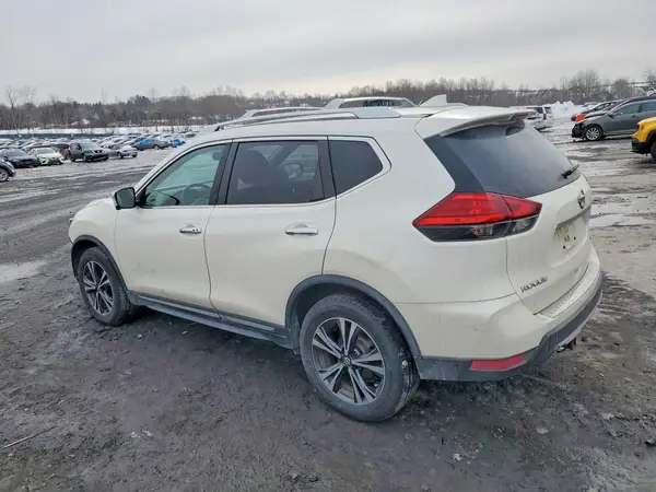 JN8AT2MV7HW254086 2017 NISSAN ROGUE - Image 2