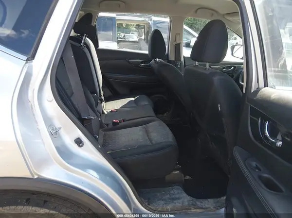 JN8AT2MV7HW255402 2017 NISSAN ROGUE - Image 8