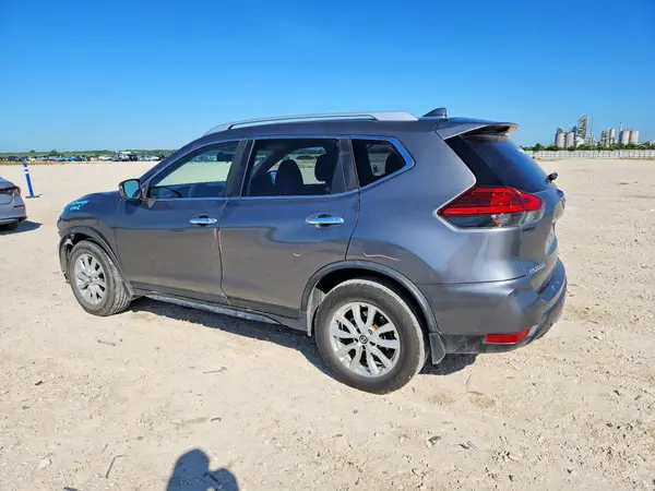JN8AT2MV7HW256906 2017 NISSAN ROGUE - Image 2