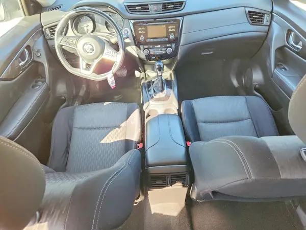 JN8AT2MV7HW256906 2017 NISSAN ROGUE - Image 8