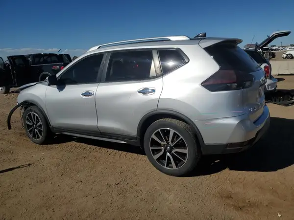 JN8AT2MV7HW258378 2017 NISSAN ROGUE - Image 2
