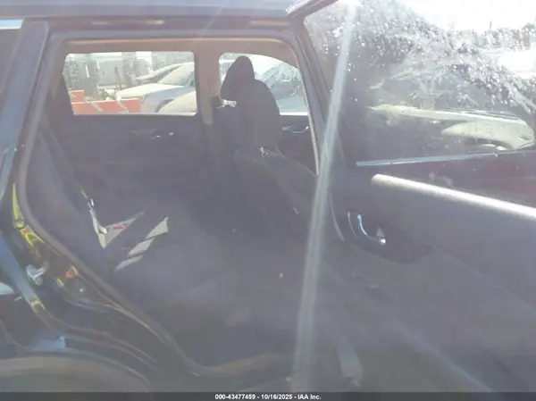 JN8AT2MV7HW258834 2017 NISSAN ROGUE - Image 8