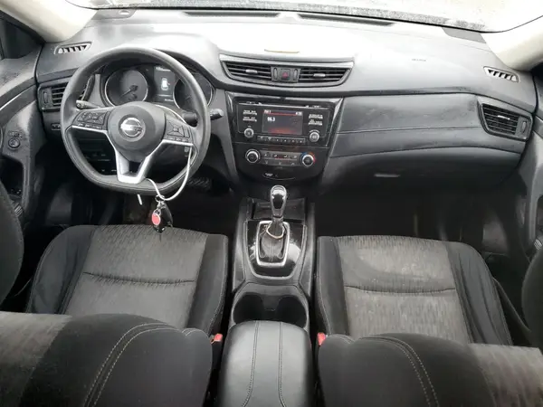 JN8AT2MV7HW261894 2017 NISSAN ROGUE - Image 8