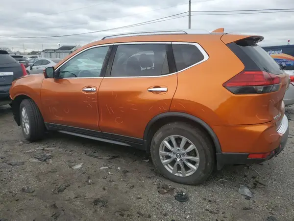 JN8AT2MV7HW262835 2017 NISSAN ROGUE - Image 2