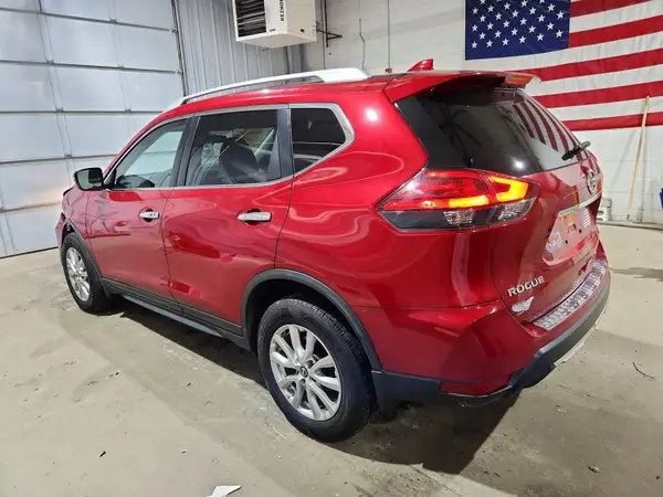 JN8AT2MV7HW265279 2017 NISSAN ROGUE - Image 2