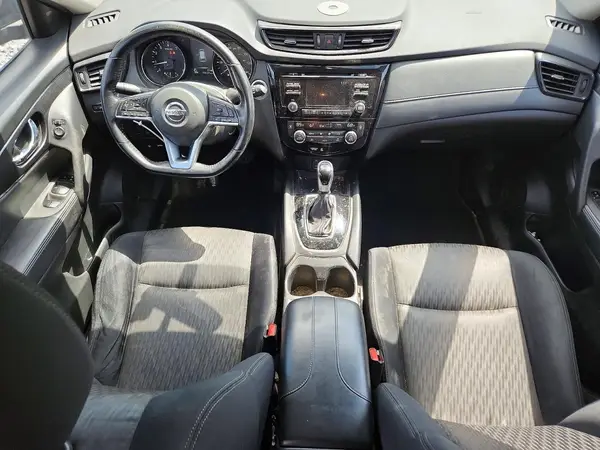JN8AT2MV7HW269378 2017 NISSAN ROGUE - Image 8