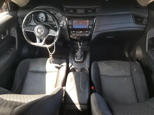 JN8AT2MV7HW271745 2017 NISSAN ROGUE - Image 8