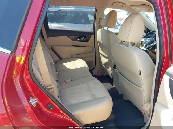 JN8AT2MV7HW271762 2017 NISSAN ROGUE - Image 8