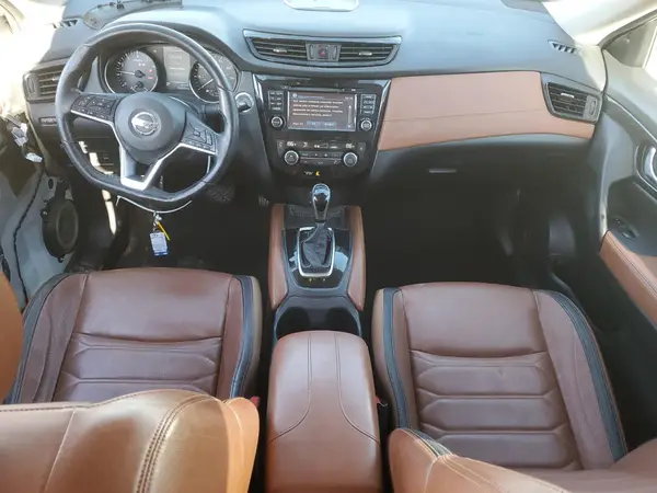 JN8AT2MV7HW272345 2017 NISSAN ROGUE - Image 8