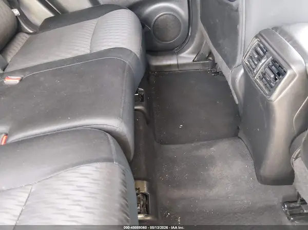 JN8AT2MV7HW272846 2017 NISSAN ROGUE - Image 8